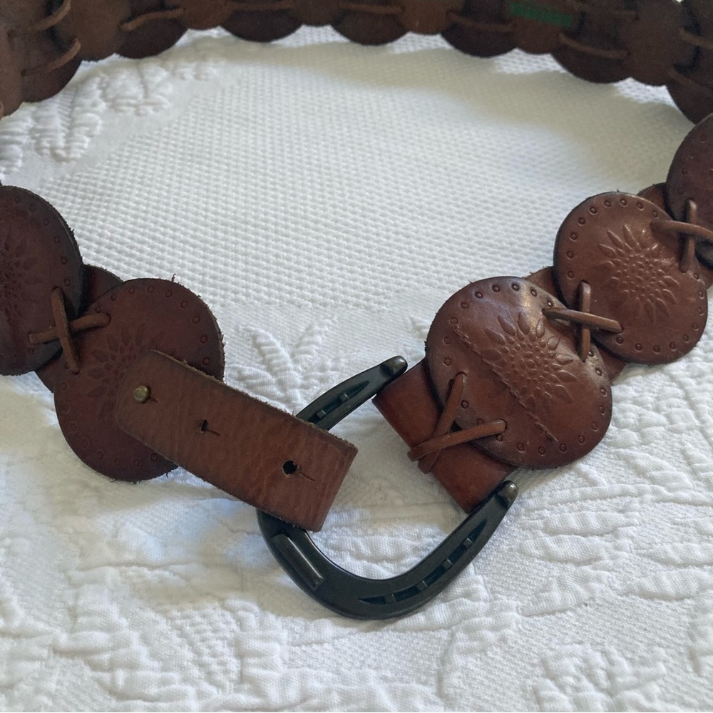 Resistol tooled leather belt women’s size L  ranch southwest cowgirl